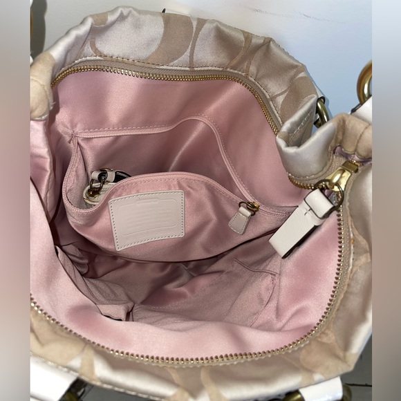 Coach Vintage Poppy Signature Collection Tan/Light Gold Medium Handbag - Picture 8 of 8